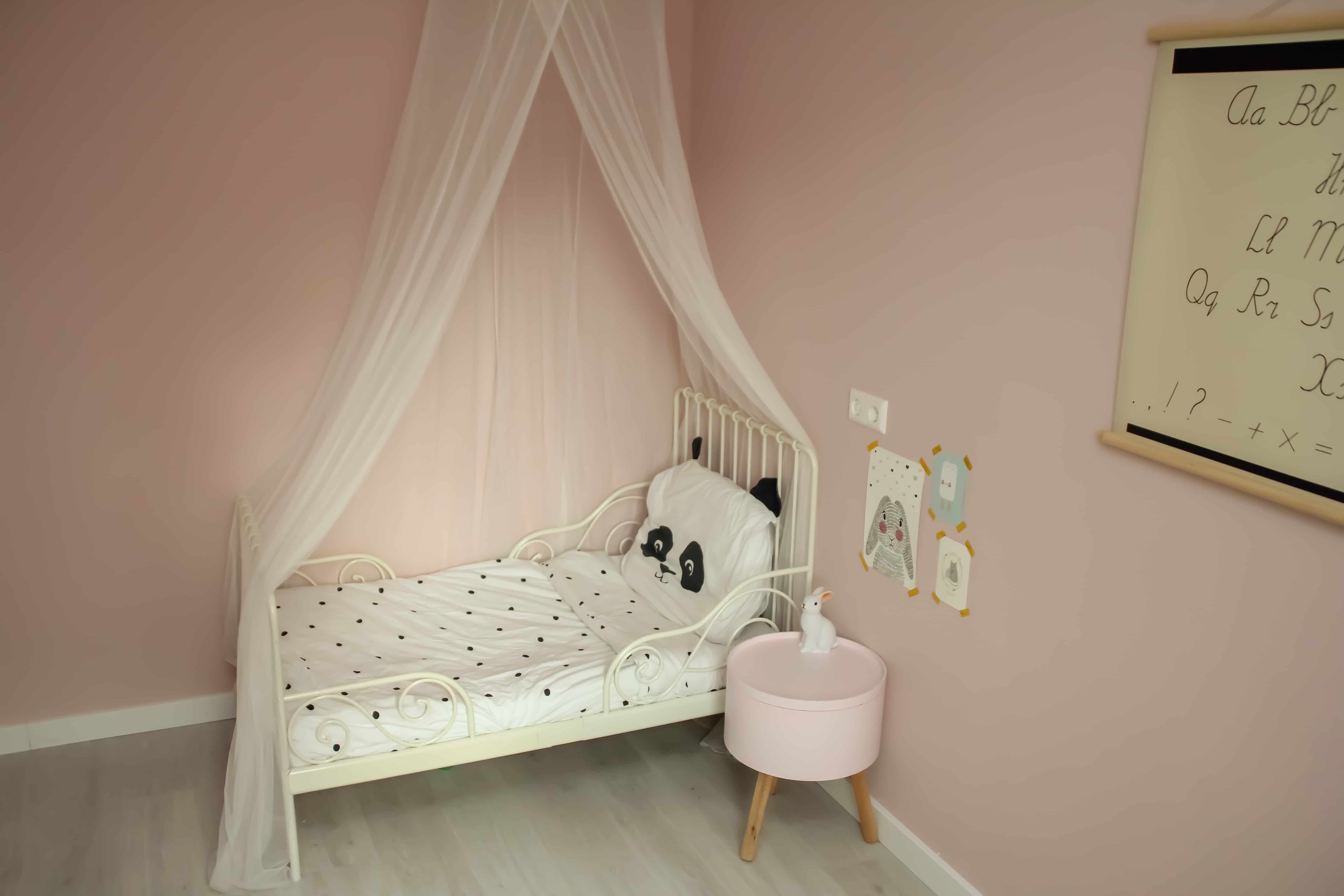 children's bedroom