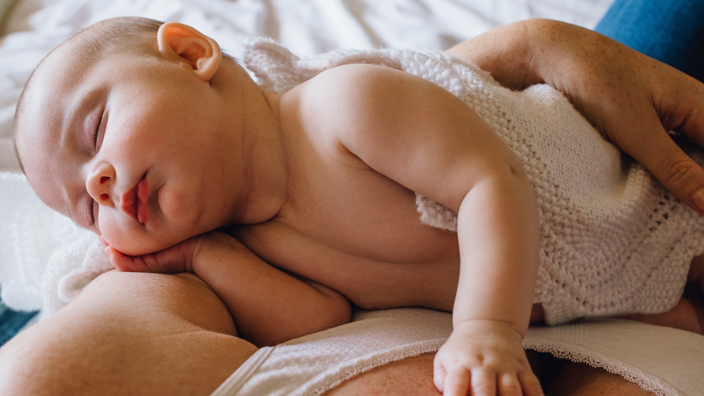 can newborns sleep too much